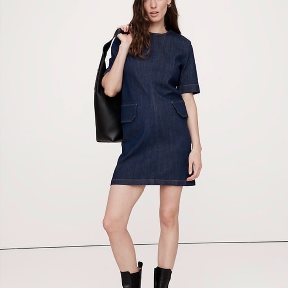 Coming soon NWT - Picture 1 of 4